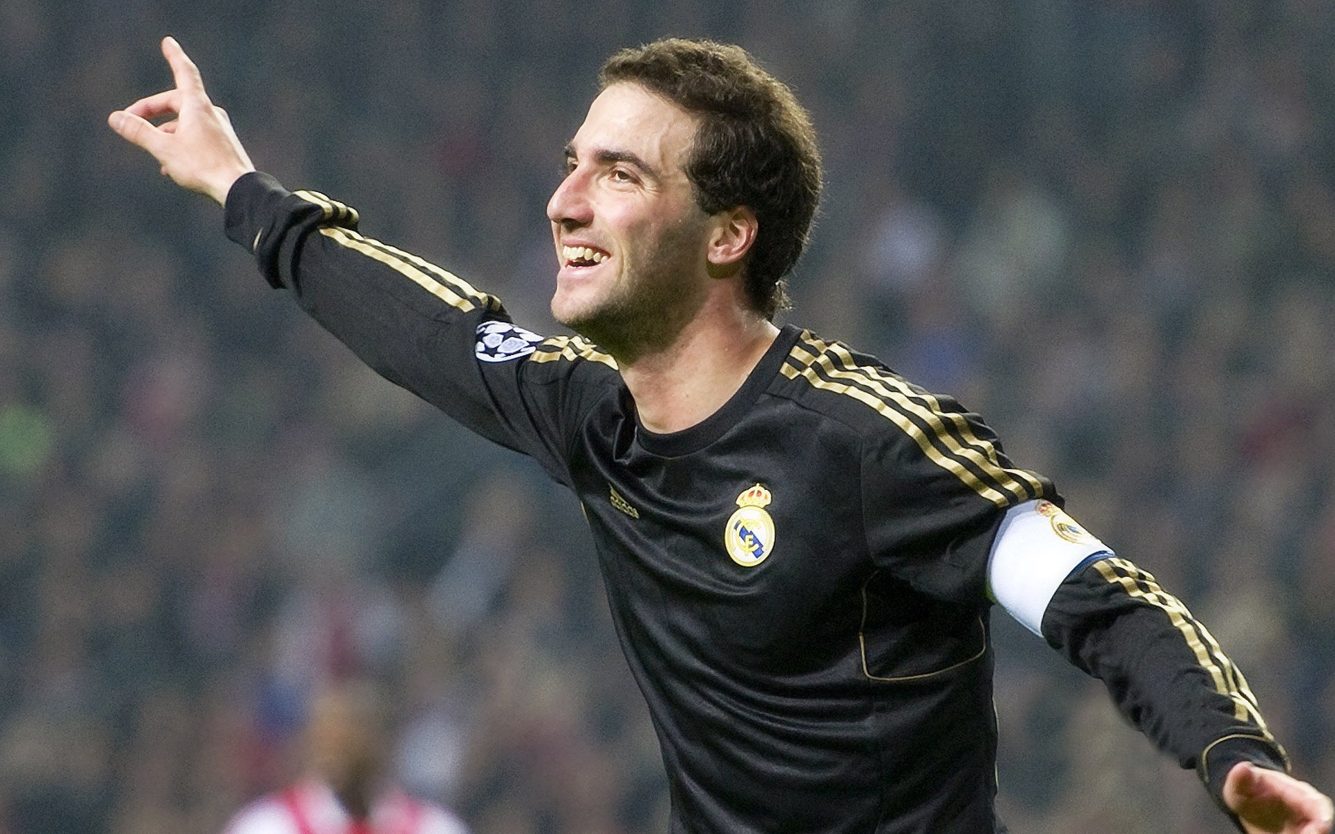 史上最大“黑马队”：逆势夺冠的壮阔篇章，今年最大的黑马